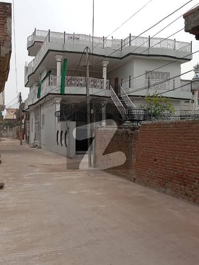 Upper Portion Large 4 Bedroom With Car Parking And Roof Terrace For Rent