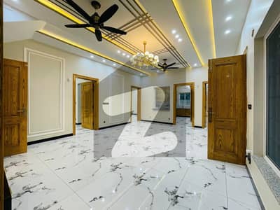 1 Kanal Upper Portion available for Rent