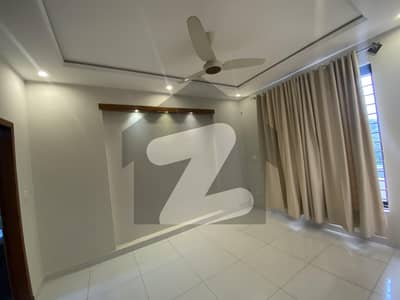 25*40 Doubble Story House Available For Rent G-13/4 like New