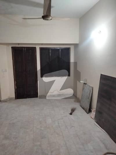 جوہر ٹاؤن فیز 1 جوہر ٹاؤن,لاہور میں 3 کمروں کا 3 مرلہ مکان 70.0 ہزار میں کرایہ پر دستیاب ہے۔