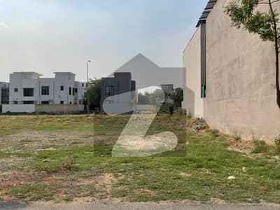ڈی ایچ اے 9 ٹاؤن - بلاک ای ڈی ایچ اے 9 ٹاؤن,ڈی ایچ اے ڈیفینس,لاہور میں 5 مرلہ رہائشی پلاٹ 1.24 کروڑ میں برائے فروخت۔