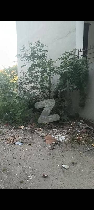 corner extra land back open level plot