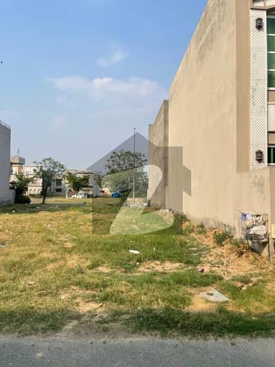 Plot No-213 Block A - 8 Marla Plot On Top Location of Phase 9 Town DHA Lahore For Urgent Sale
