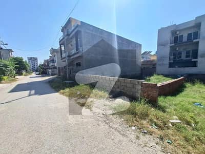 Corner Plot For Sale in Jinnah Garden Phase 1