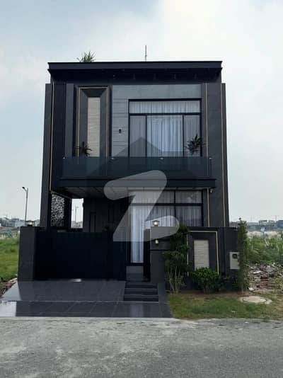 5-MARLA BEAUTIFUL DESIGN HOUSE FOR SALE