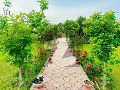1Kanal CORNER Possession ,heighted , Ideal Location plot in Zone 1C2 Close to Mosque, mart and park for sale at reasonable price.