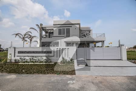 10 MARLA ELEGANT AND FULLY MAINTAINED SUPER HOT LOCATED BUNGALOW IS AVAILABLE IN THE BEST BLOCK OF DHA PHASE 5 LAHORE.