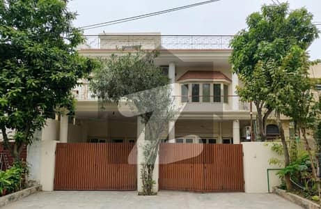 House for sale in G-6/2