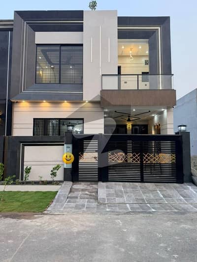 5 Marla Owner Built House For Sale in Park View City Lahore Tulip Block