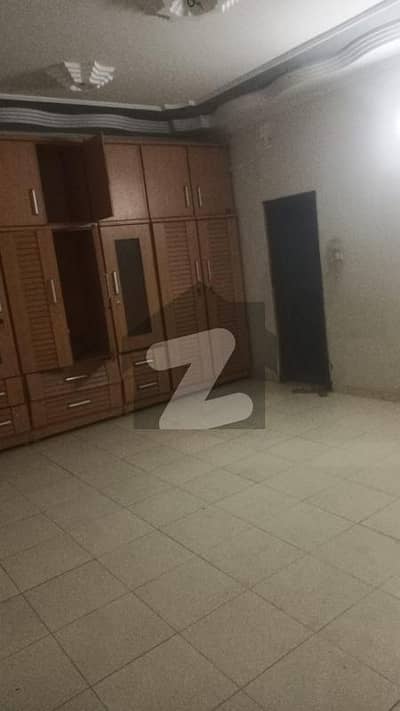 ناظم آباد 3 ناظم آباد,کراچی میں 3 کمروں کا 9 مرلہ بالائی پورشن 1.85 کروڑ میں برائے فروخت۔