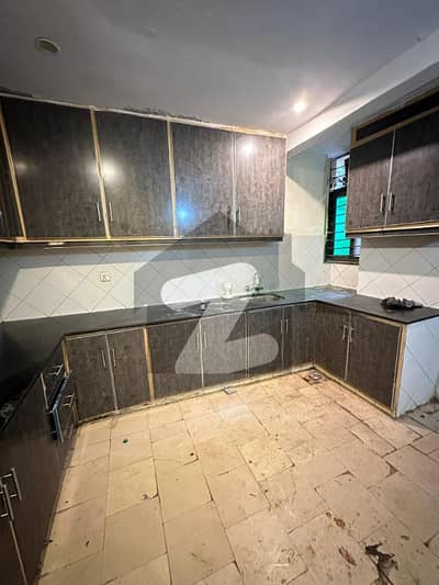 06 Marla Double Storey Full House Available For Rent (Cavalry Ground Street 06)