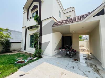 10 Marla Eden House For Rent In Lake City
