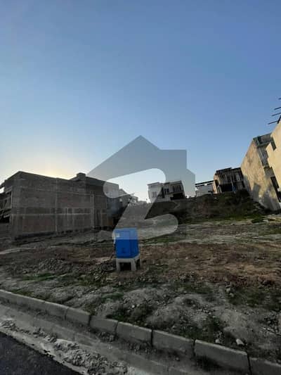 10 Marla Develop Possession Plot Available For Sale in K Block Of Gulberg Residencia