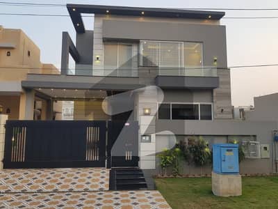 10-Marla Used House For Sale at Prime Location Close To Dolmen Mall