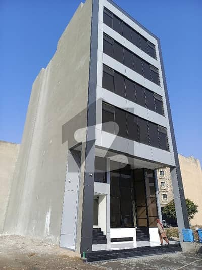 8-Marla Commercial Plaza Floor For Rent 8-Marla Commercial Plaza Floor For Rent