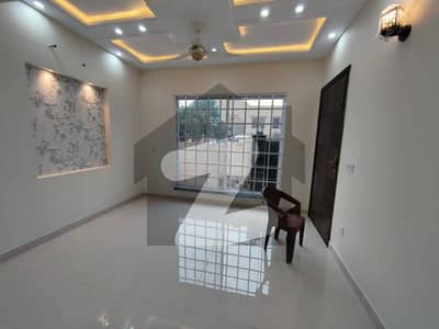 10 Marla ideal house