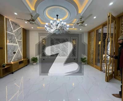 10 Marla House For Rent Bahria Town Lahore