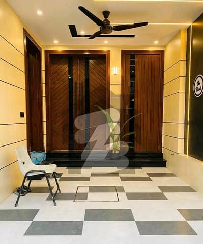 5 Marla Modern House For Rent In Bahria Town Lahore