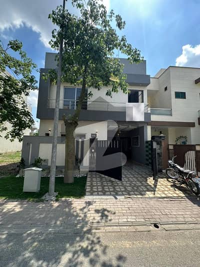 5 MARLA TRIPPLE STORY HOUSE AVAILABLE FOR SALE
