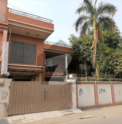Building Of 1 Kanal In Awan Town For sale