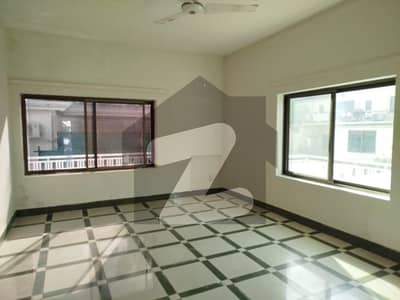 F-10 Beautiful Three Storey House Available For Rent