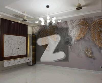 10 Marla House For Rent Bahria Town Lahore