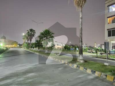 Commercial Plaza Available for Sale  Location: River Garden Main Boulevard Road  Beautiful and best investment plaza of corner category