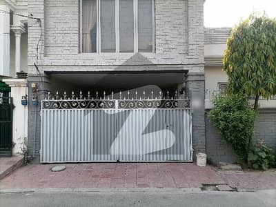 A Great Choice For A 10 Marla House Available In Awan Town