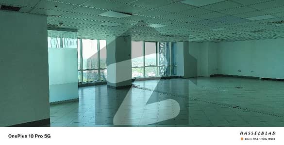 آئی ایس ای ٹاور جناح ایوینیو,اسلام آباد میں 1 کنال Studio دفتر 24.0 لاکھ میں کرایہ پر دستیاب ہے۔