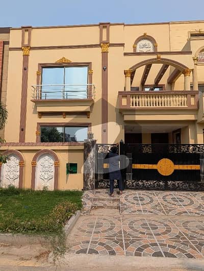 بحریہ نشیمن لاہور میں 3 کمروں کا 5 مرلہ مکان 1.62 کروڑ میں برائے فروخت۔