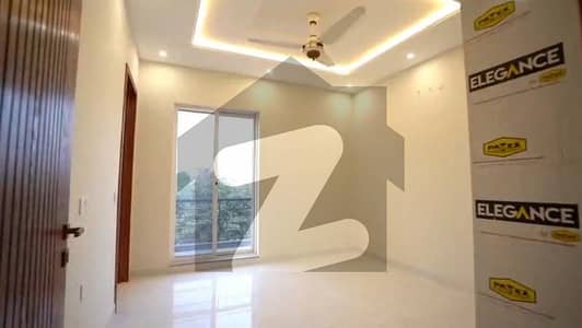 3 Bed Room House Available For Sale 3 Bed Room House Available For Sale