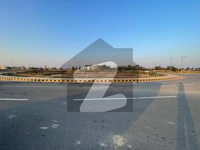 ڈی ایچ اے فیز9 پریزم - بلاک آر ڈی ایچ اے فیز9 پریزم,ڈی ایچ اے ڈیفینس,لاہور میں 1 کنال رہائشی پلاٹ 2.0 کروڑ میں برائے فروخت۔