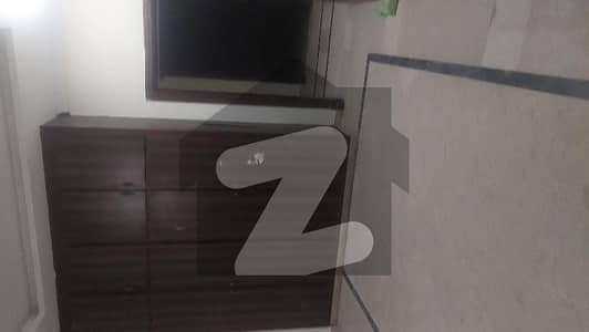 گرین ایونیو اسلام آباد میں 4 کمروں کا 1 کنال بالائی پورشن 1.2 لاکھ میں کرایہ پر دستیاب ہے۔