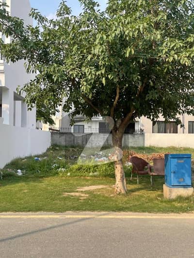 Corner Plot No-1581 Block D - 5 Marla Plot On Top Location of Phase 9 Town DHA Lahore For Urgent Sale
