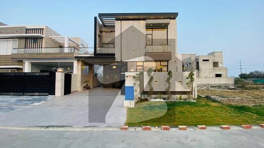 10 Marla Fully Furnished Luxury House for Sale 5 Bedrooms | Ready to Move | Prime Location