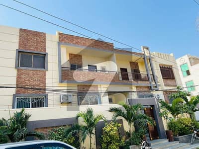 Fully Renovated Three Beds DD in a Small Complex