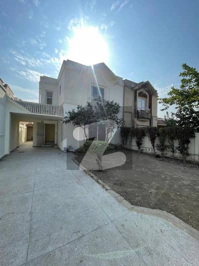 Luxury 10 Marla Home In Eden Lahore | Ready To Move | Best Deal