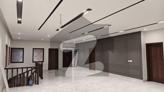 666 YARDS RENOVATED BUNGALOW FOR RENT DHA PHASE 5, KARACHI