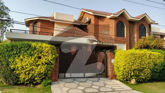 22 MARLA ELEGANT AND FULLY MAINTAINED SUPER HOT LOCATED CORNER BUNGALOW WITH BASEMENT IS AVAILABLE IN THE BEST BLOCK OF DHA LAHORE.