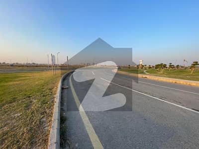 ڈی ایچ اے فیز9 پریزم - بلاک این ڈی ایچ اے فیز9 پریزم,ڈی ایچ اے ڈیفینس,لاہور میں 1 کنال رہائشی پلاٹ 1.8 کروڑ میں برائے فروخت۔