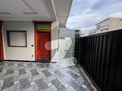 "8 Marla Beautiful new House for sale in Mumtaz city near New Islamabad Airport"