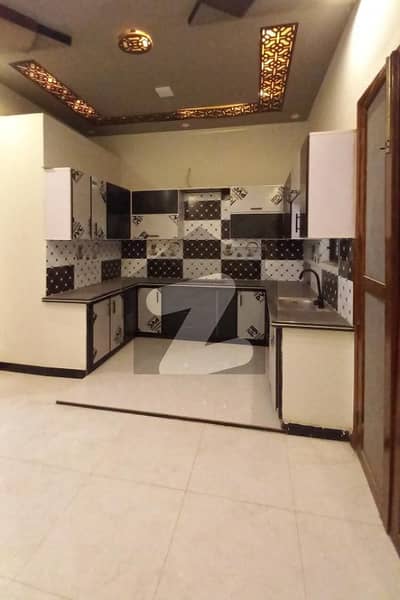 Leased 120 Sq. Yd. Ground+2 House For Sale At Sadaf Society Near By Kda Society Diamond Super Market.