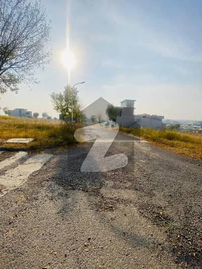 R Block 7 Marla Developed &Amp; Possession Able Plot For Sale In Gulberg Residencia Islamabad
