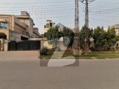 Reserve A House Of 2 Kanal Now In Marghzar Officers Colony
