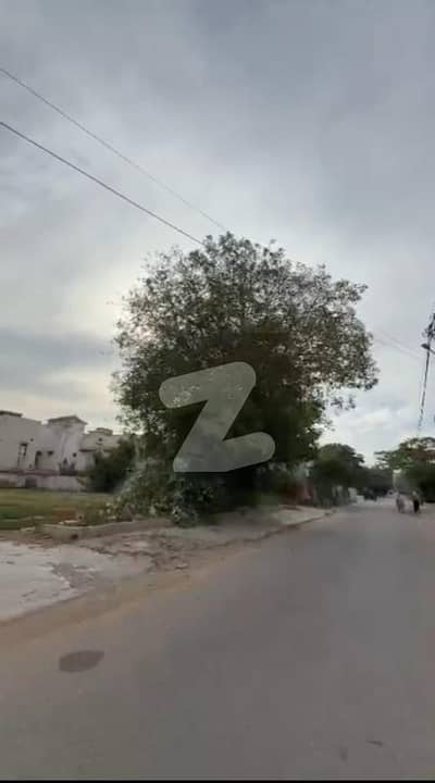 Plot for Sale 500 Square Yards In Dha Phase 8
