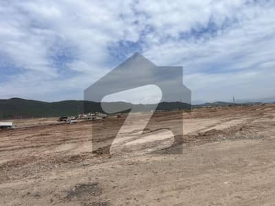 10 Marla plot for sale