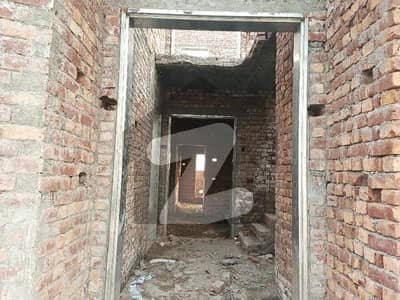 الجلیل گارڈن لاہور میں 6 کمروں کا 10 مرلہ مکان 1.3 کروڑ میں برائے فروخت۔