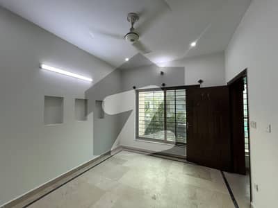 4 Marla Upper Portion Available For Rent G-13/4