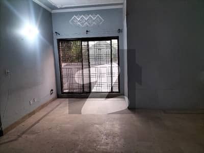 ڈی ایچ اے فیز 4 ڈیفنس (ڈی ایچ اے),لاہور میں 2 کمروں کا 10 مرلہ زیریں پورشن 1.0 لاکھ میں کرایہ پر دستیاب ہے۔ ڈی ایچ اے فیز 4 ڈیفنس (ڈی ایچ اے),لاہور میں 2 کمروں کا 10 مرلہ زیریں پورشن 1.0 لاکھ میں کرایہ پر دستیاب ہے۔