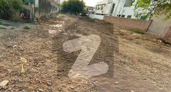 Plot No-425 Block U - 20 Marla Plot On Top Location Of Phase 8 DHA Lahore For Urgent Sale